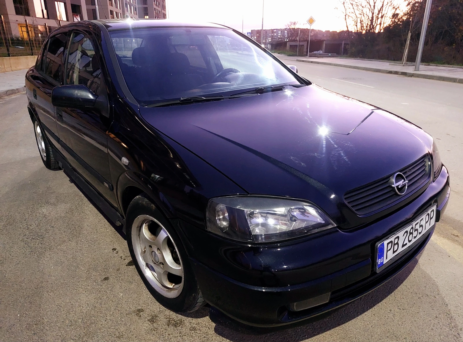 Opel Astra 1.6 - изображение 7