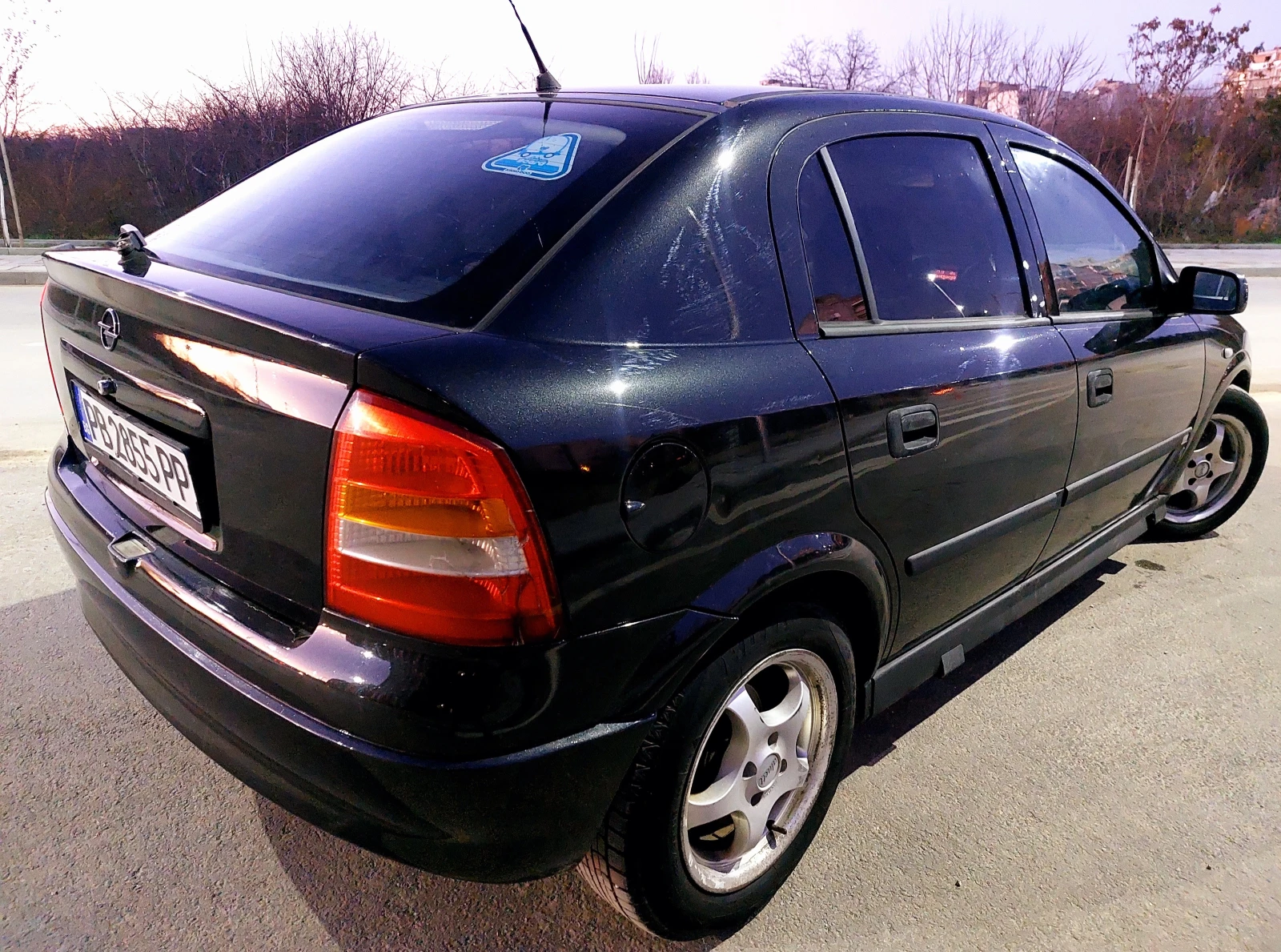 Opel Astra 1.6 - изображение 3