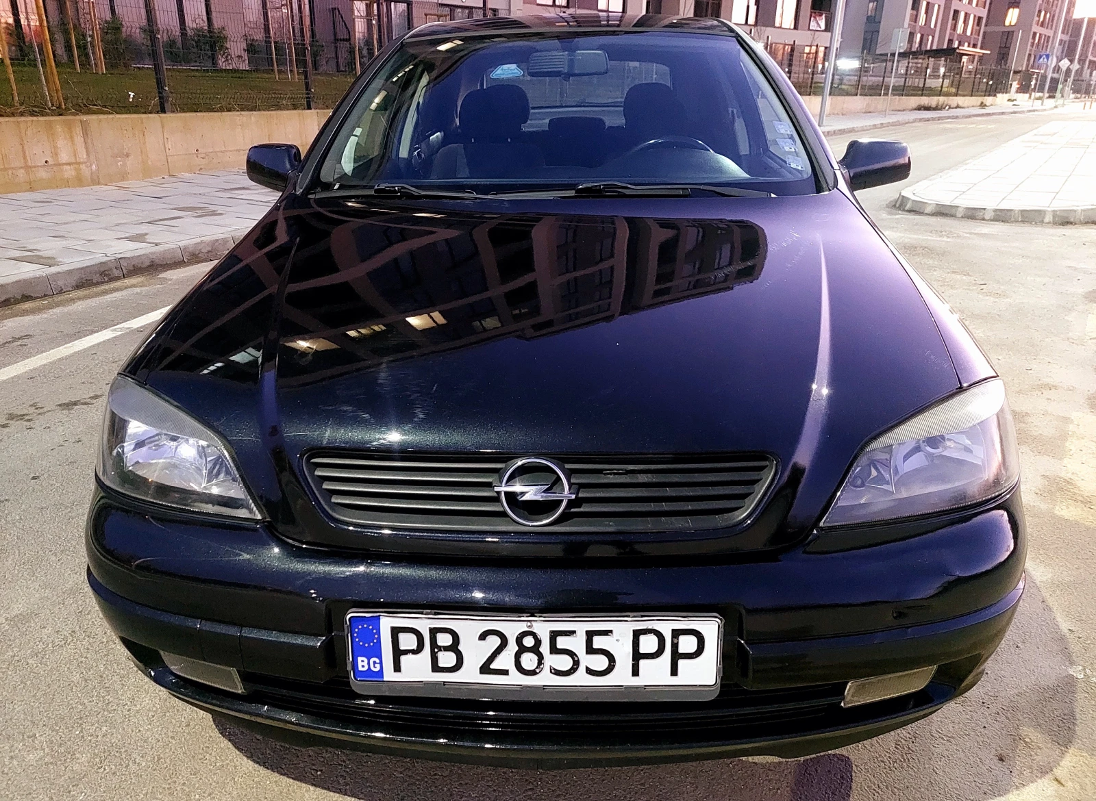 Opel Astra 1.6 - изображение 4