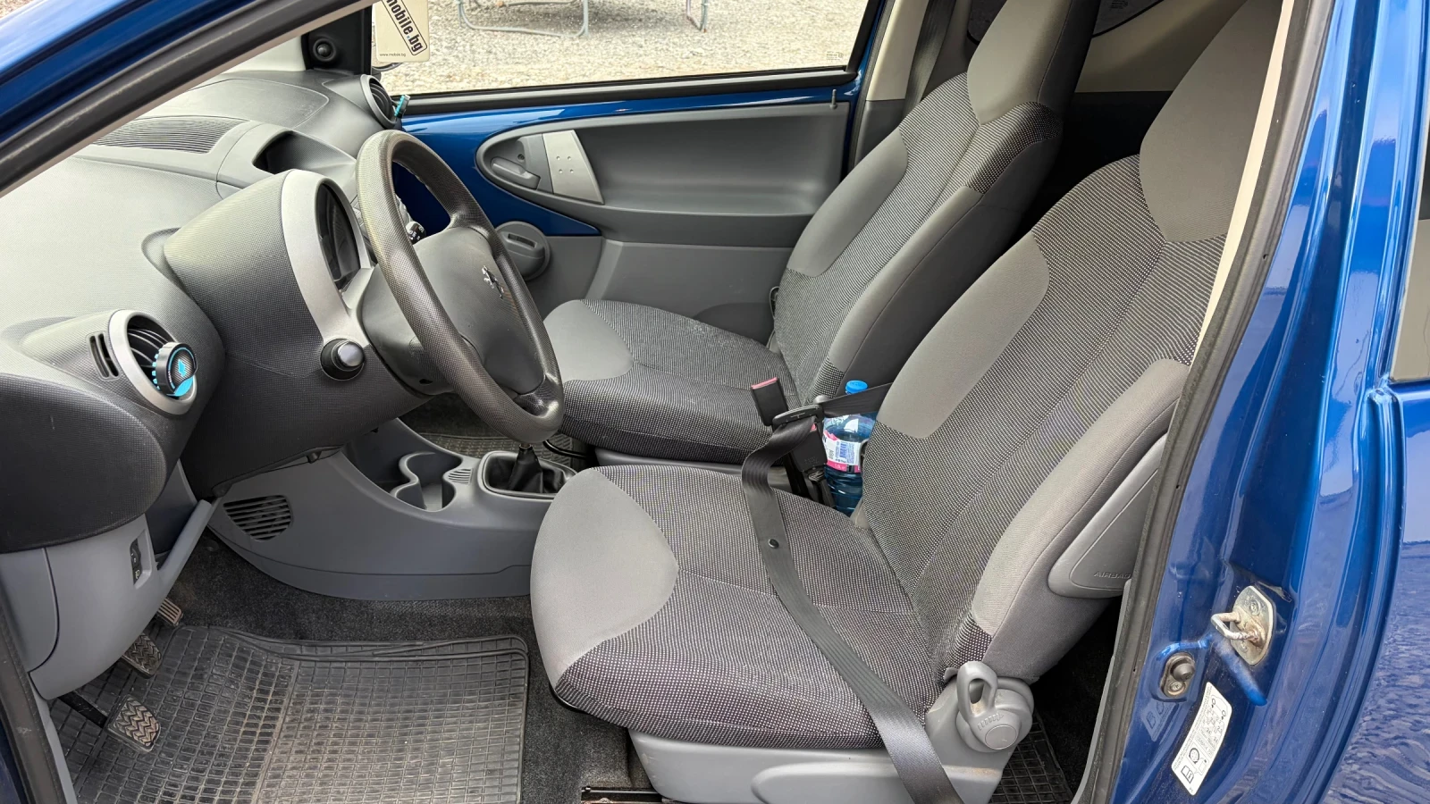 Peugeot 107 1.0i* 91000km - изображение 8