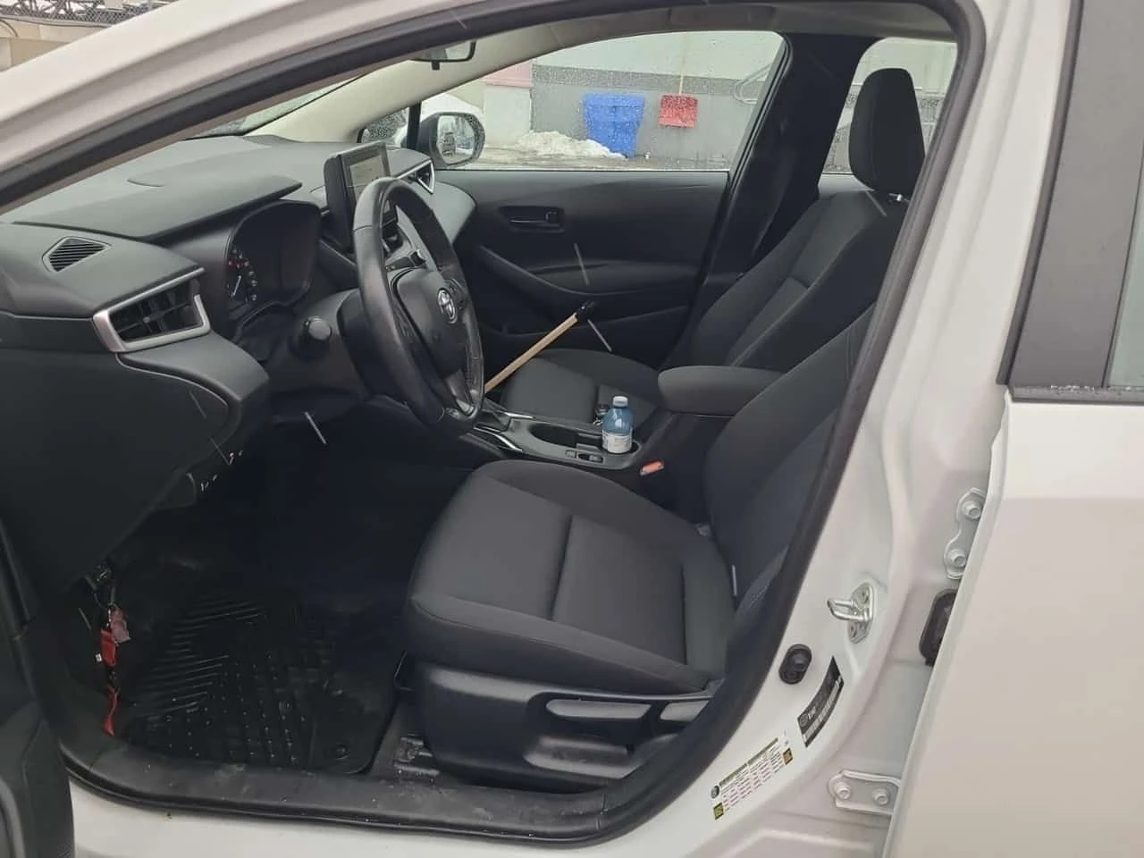 Toyota Corolla LE  CARFAX - изображение 5