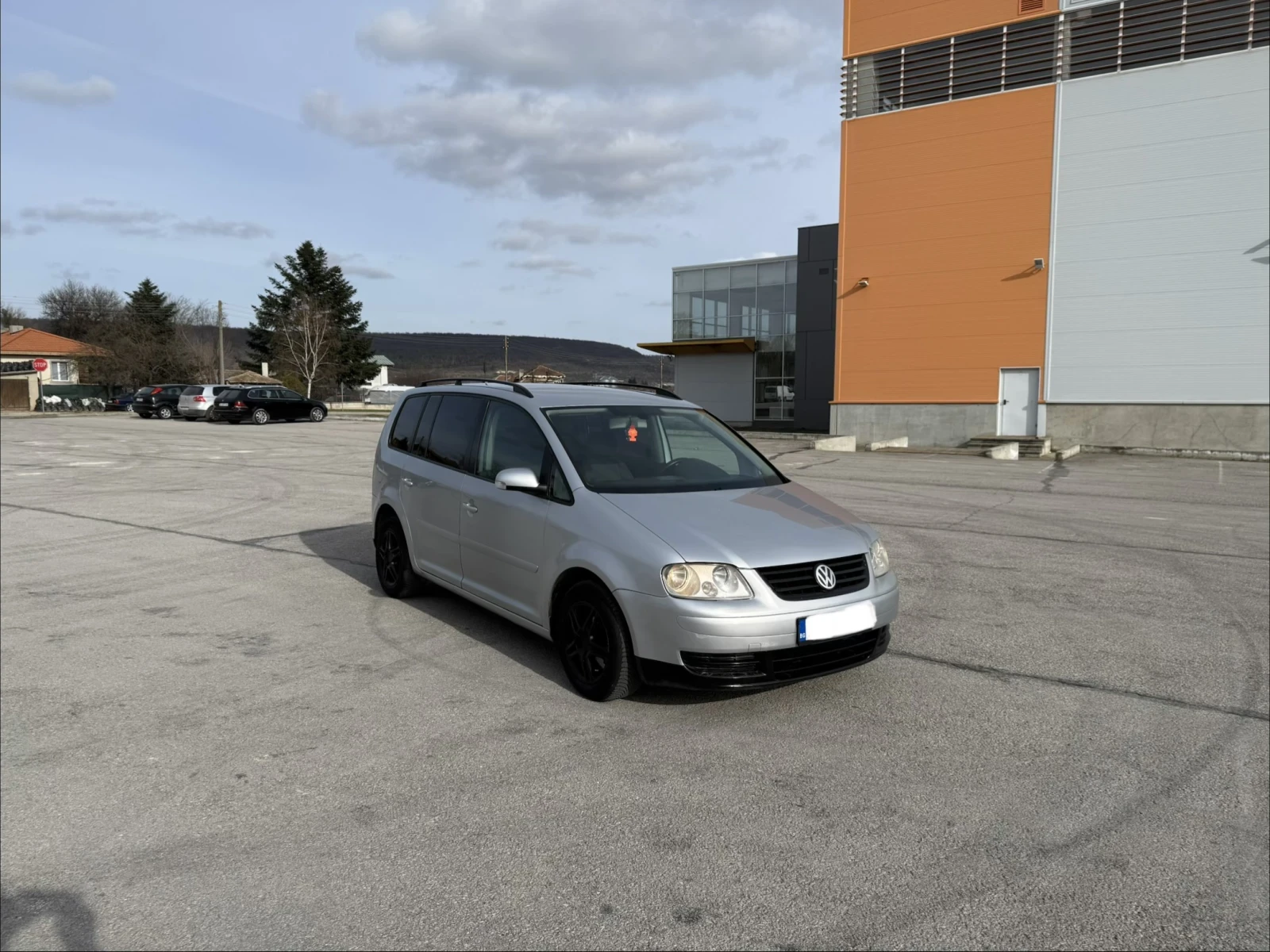 VW Touran 1.9TDi DSG, снимка 6 - Автомобили и джипове - 53756733