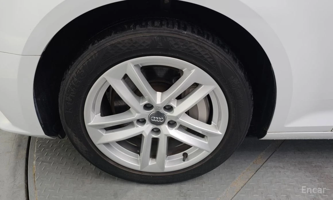 Audi A4, снимка 5 - Автомобили и джипове - 54099446