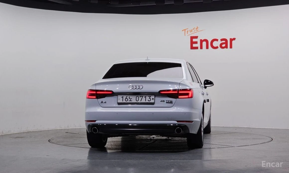 Audi A4, снимка 4 - Автомобили и джипове - 54099446