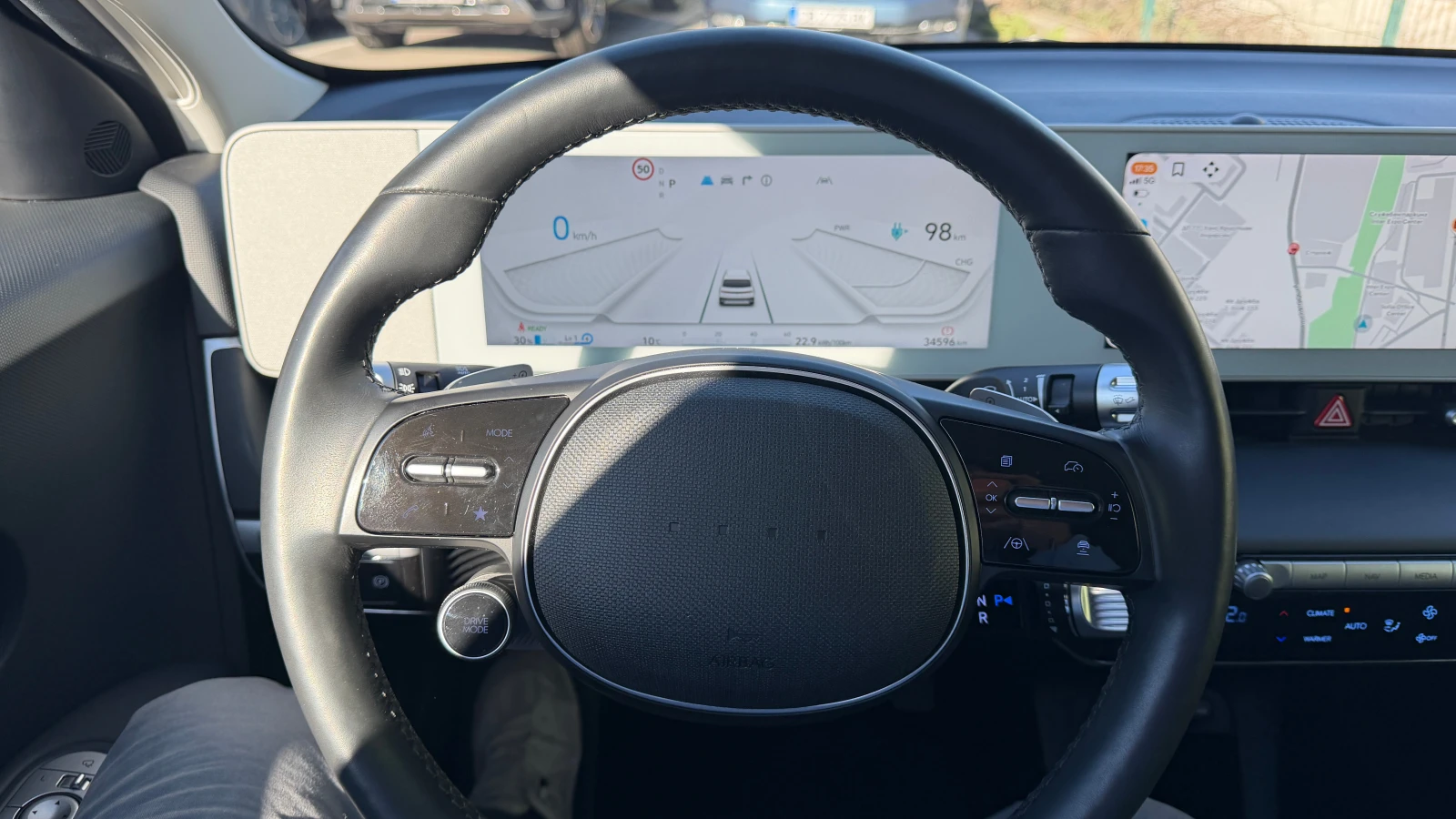 Hyundai Ioniq 5 72.6kWh Dinamiq в Гаранция, снимка 13 - Автомобили и джипове - 54138916