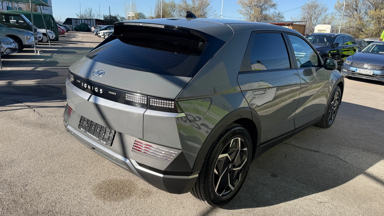 Hyundai Ioniq 5 72.6kWh Dinamiq в Гаранция, снимка 6 - Автомобили и джипове - 54138916