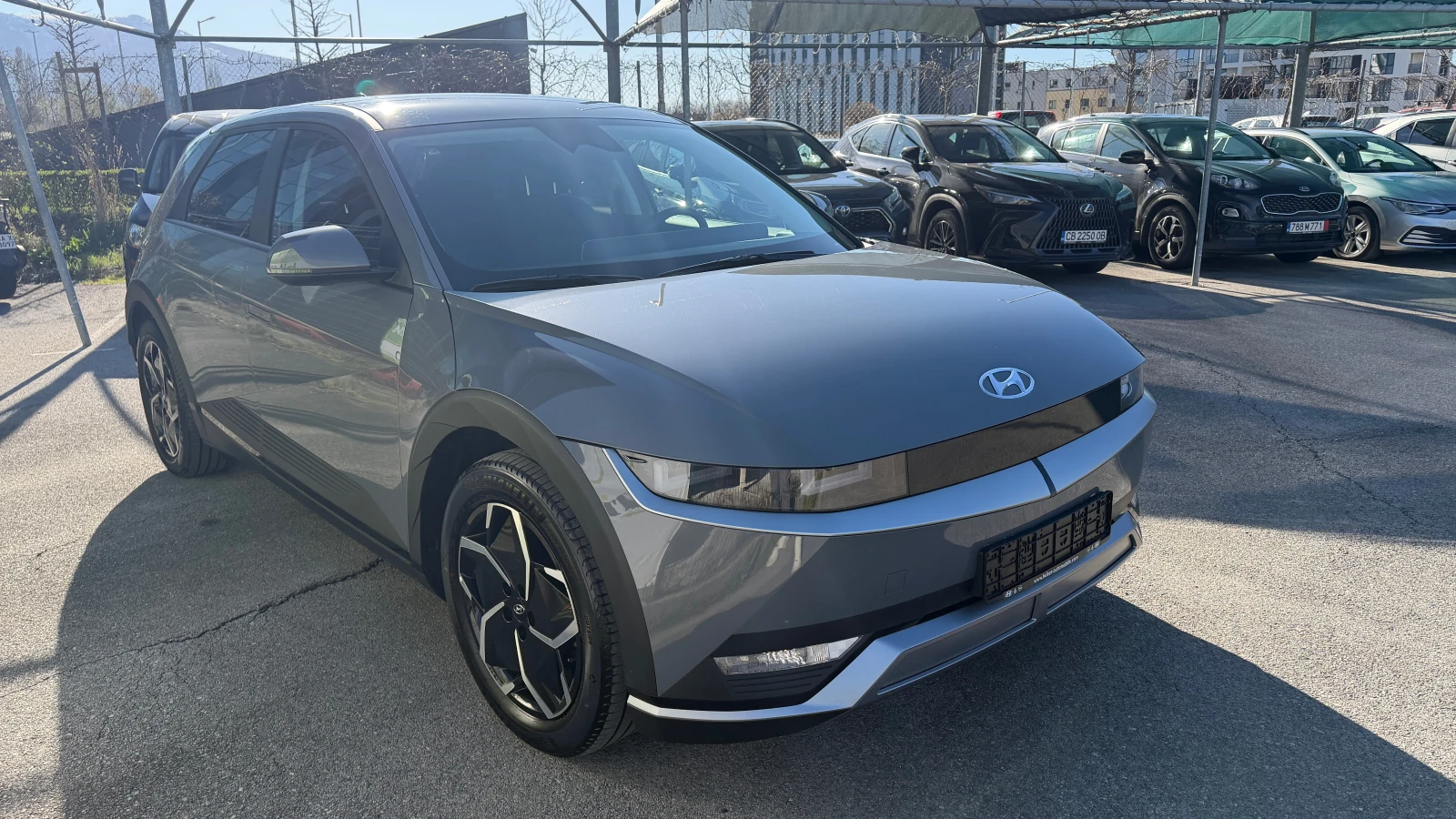 Hyundai Ioniq 5 72.6kWh Dinamiq в Гаранция, снимка 2 - Автомобили и джипове - 54138916