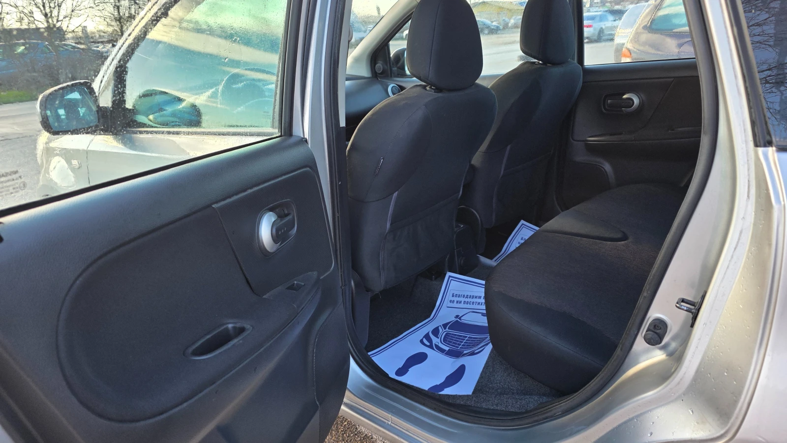 Nissan Note FACE LIFT/1.4i/88hp, снимка 8 - Автомобили и джипове - 54184443