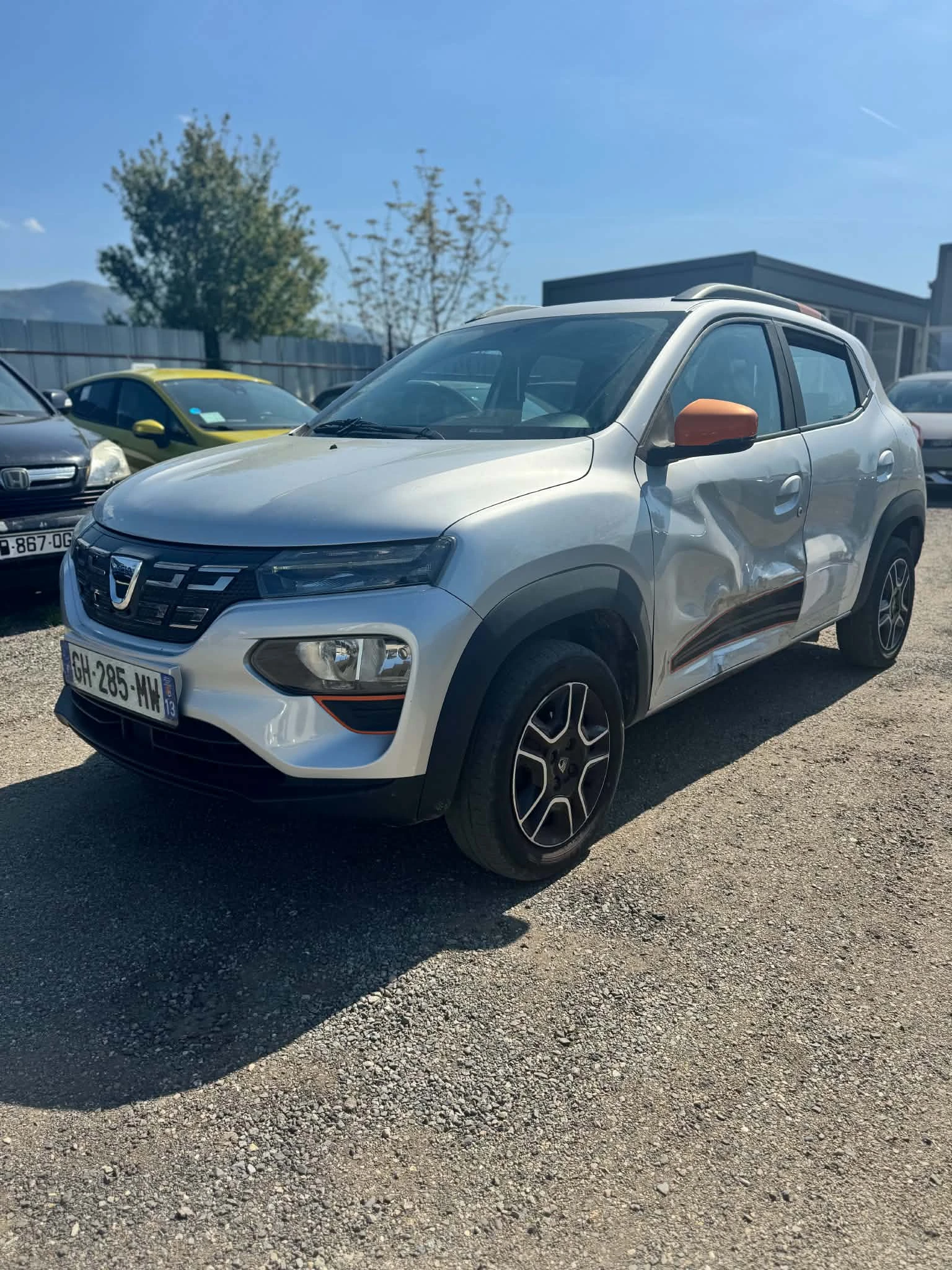 Dacia Spring CONFORT PLUS 28-KWH, снимка 2 - Автомобили и джипове - 54450810