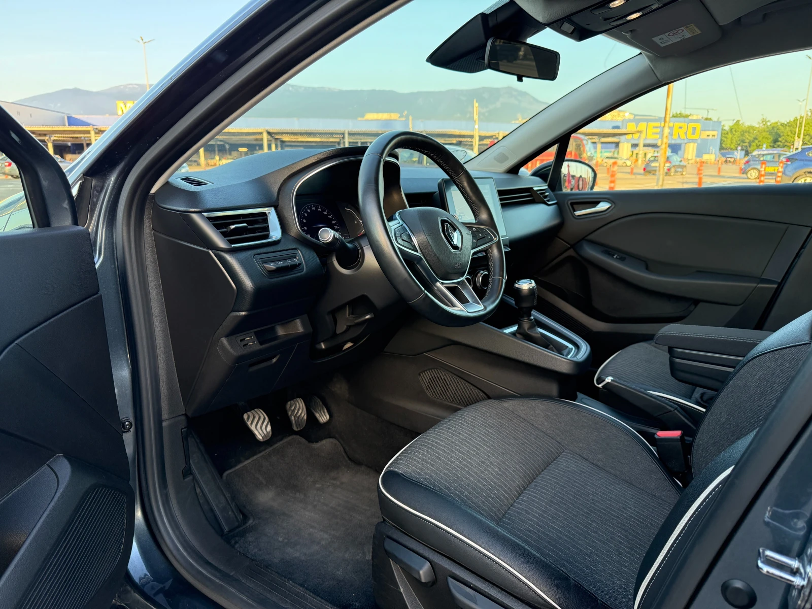 Renault Clio Intens, 100 к.с., Turbo, снимка 3 - Автомобили и джипове - 54718116