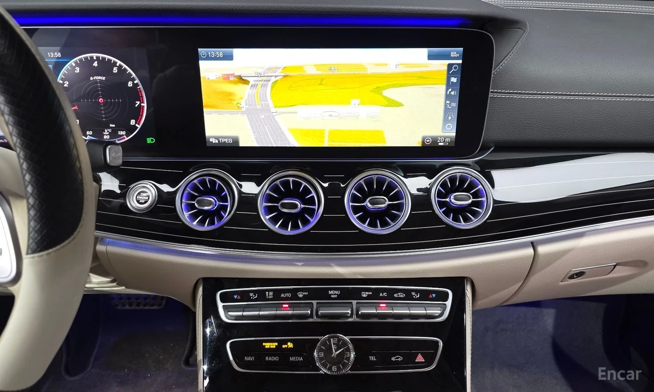 Mercedes-Benz CLS 450 4MATIC* AMG LINE* ПОДГРЕВ* ОБДУХВАНЕ* 360 КАМЕРА , снимка 6 - Автомобили и джипове - 54780750