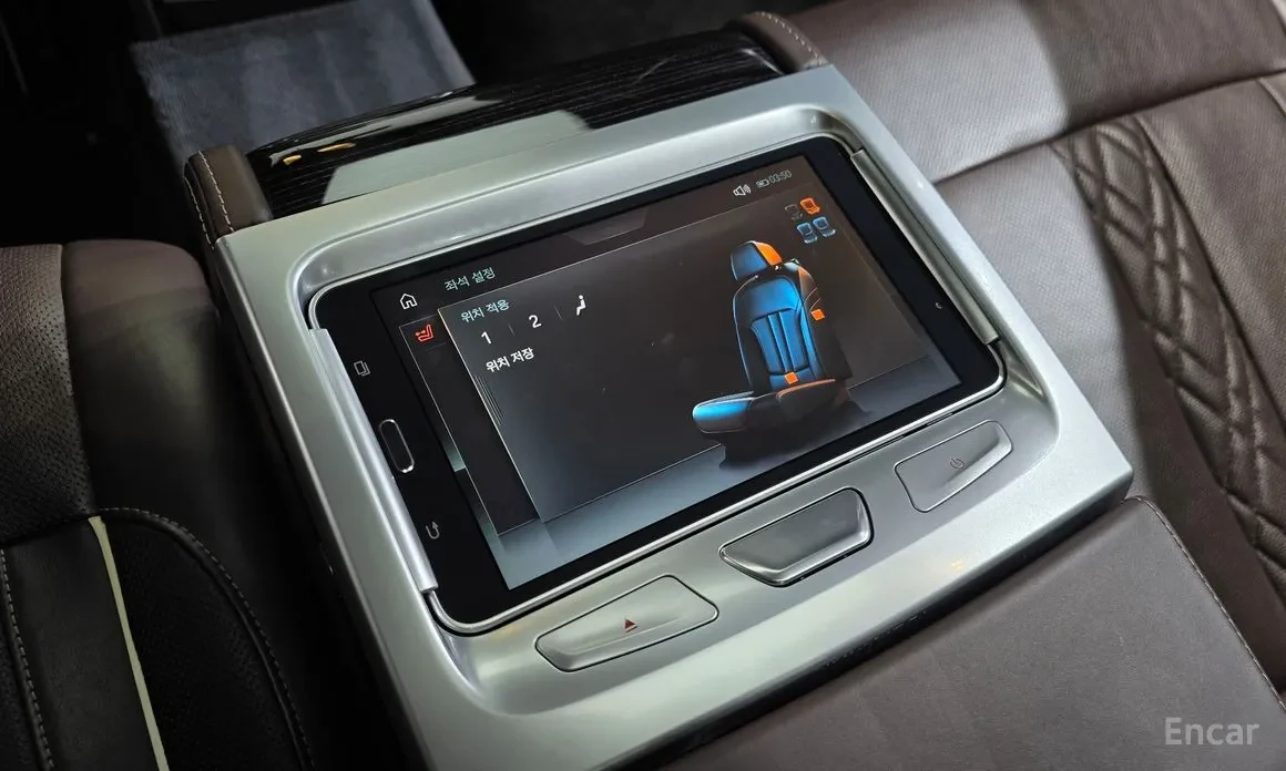 BMW 740 M-PAKET* LASER* SKY LOUNGE* EXECUTIVE LOUNGE* TV* , снимка 12 - Автомобили и джипове - 54809618