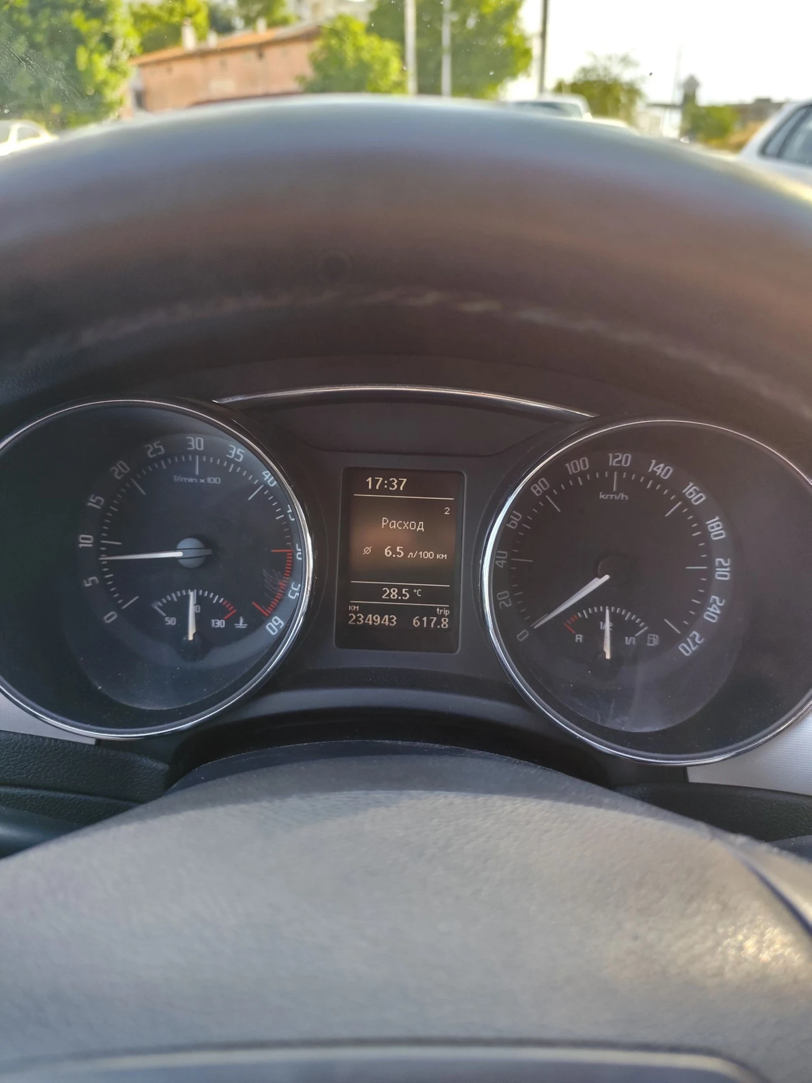 Skoda Superb Хечбек , снимка 5 - Автомобили и джипове - 55098534