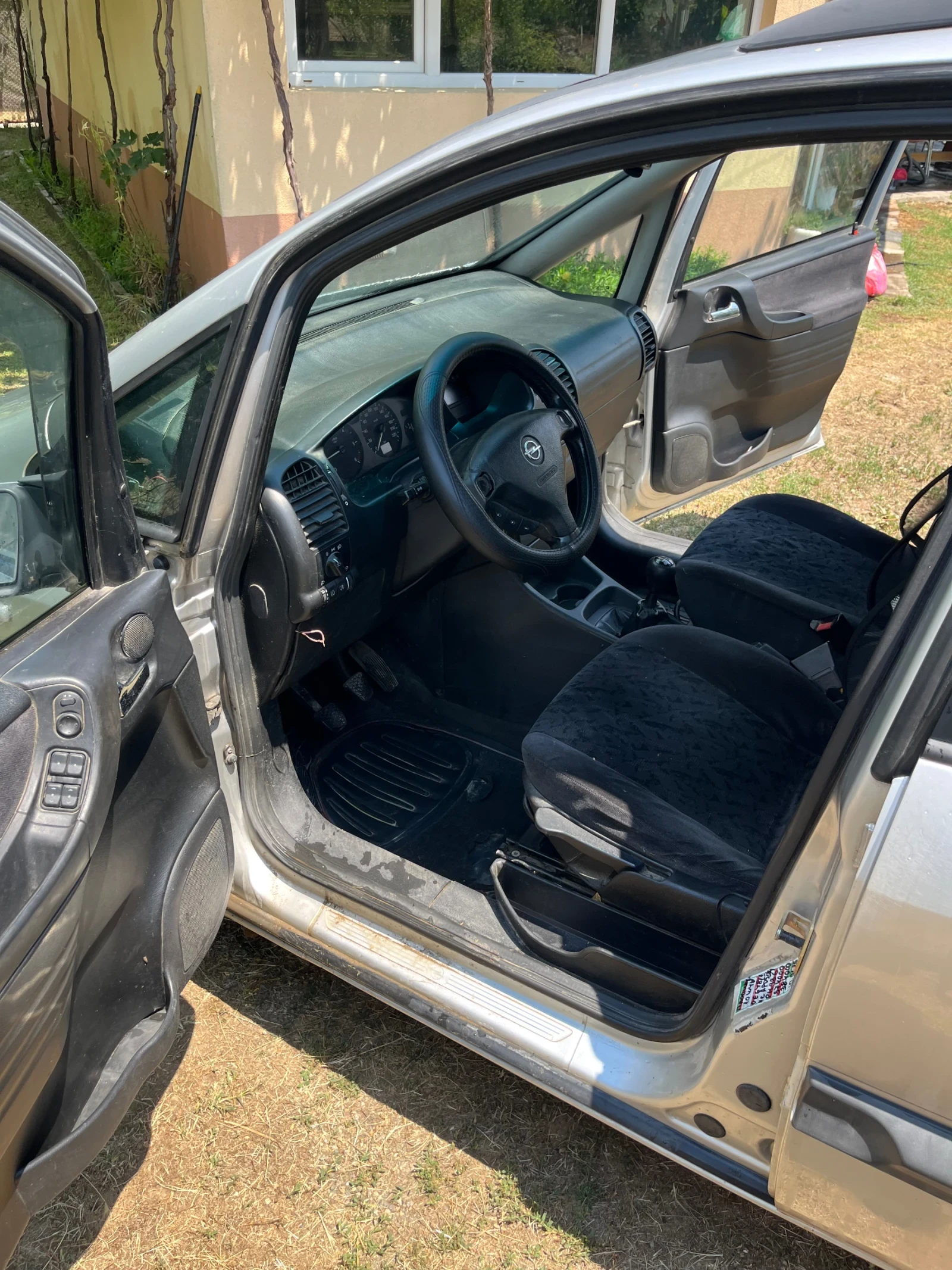 Opel Zafira, снимка 8 - Автомобили и джипове - 55144970
