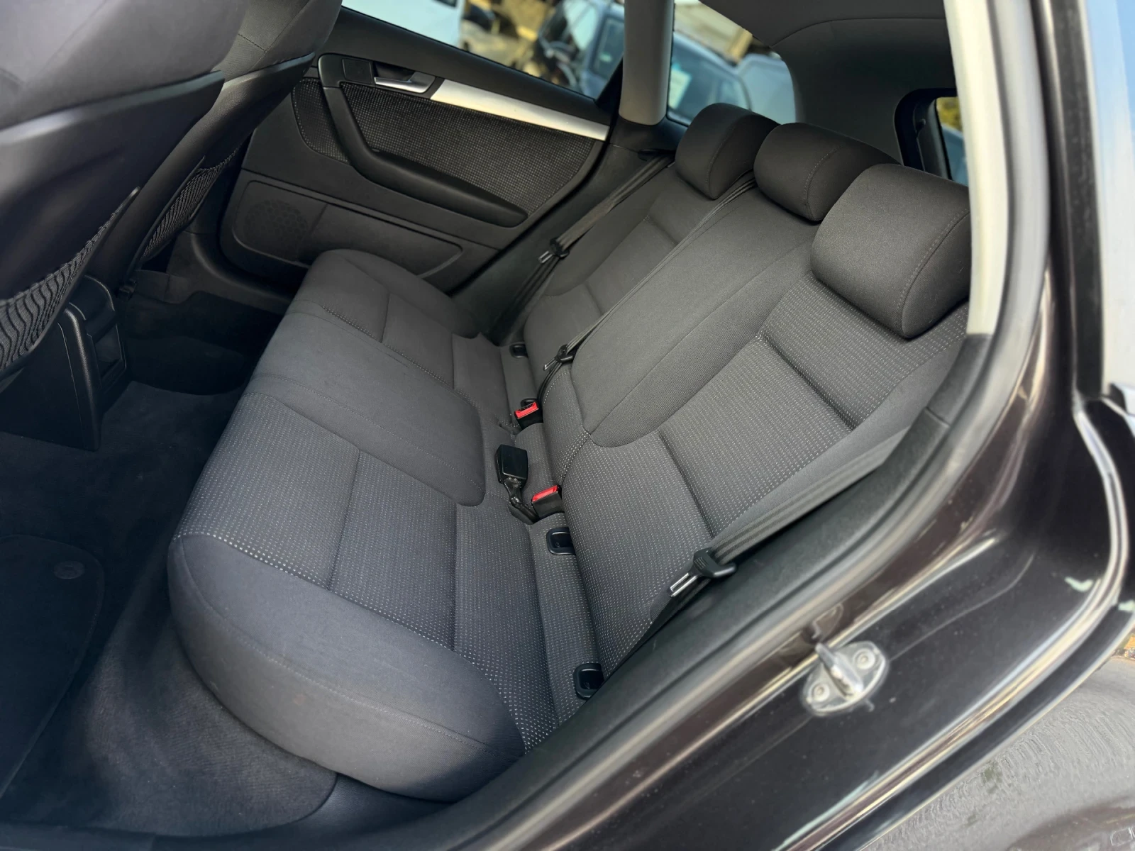 Audi A3 1.9TDI 105кс АВТОМАТИК МУЛТИ-ВОЛАН ПОДГРЕВ, снимка 12 - Автомобили и джипове - 55198845