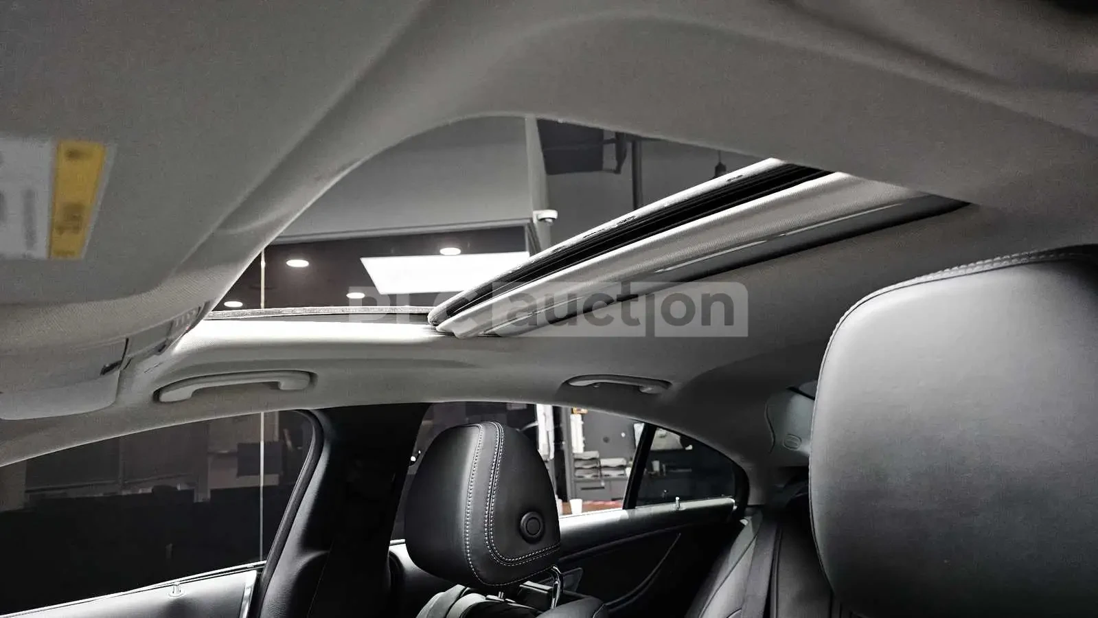 Mercedes-Benz CLS 300 AMG LINE /BURMESTER/PANORAMA/360CAM/HEAD UP/ | Mobile.bg � ����������� 17