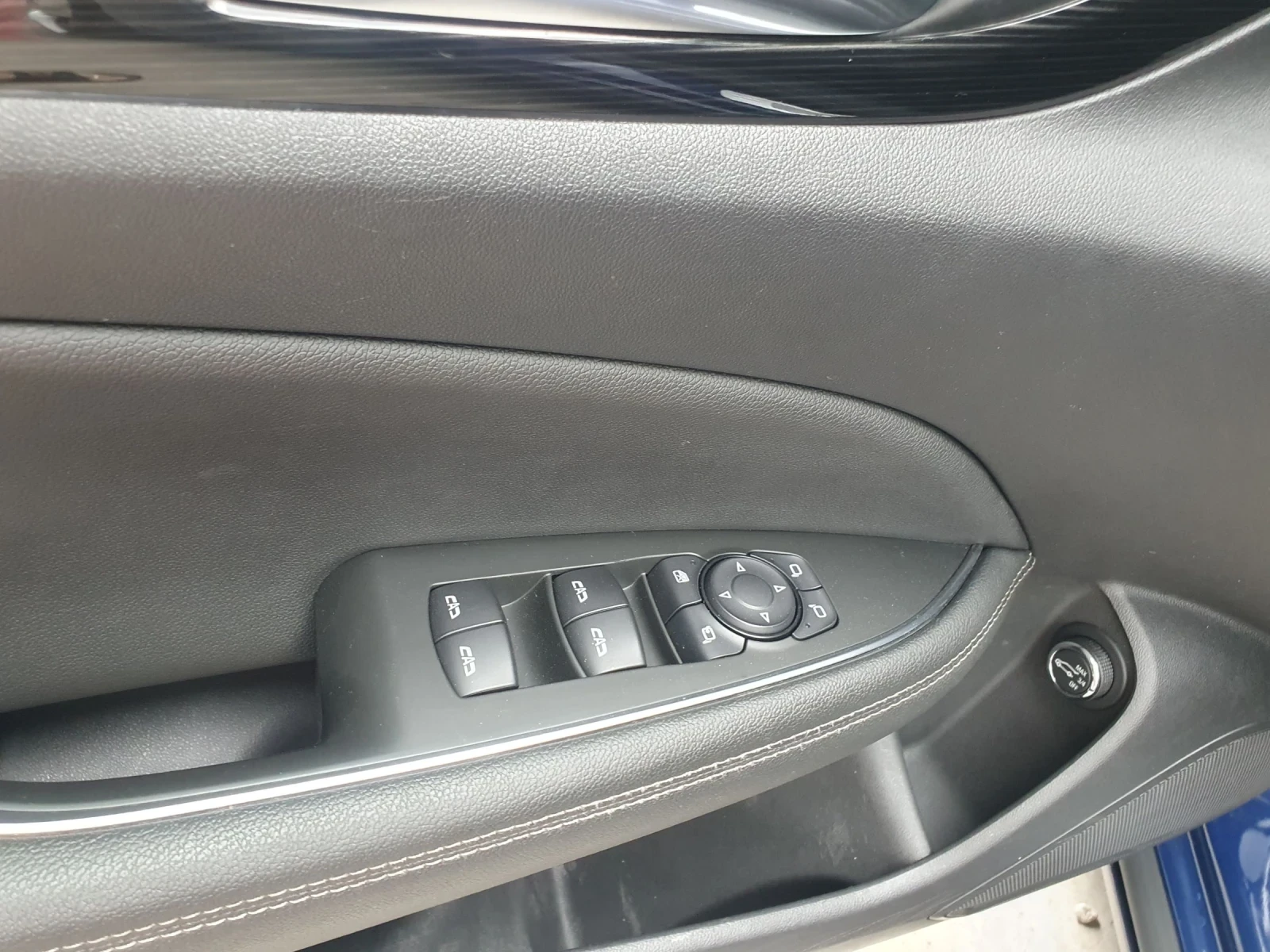 Opel Insignia 2.0 D 4X4 AUT NAVI KOJA 360 CAM 4 PODGREV HEAD UP | Mobile.bg � ����������� 12
