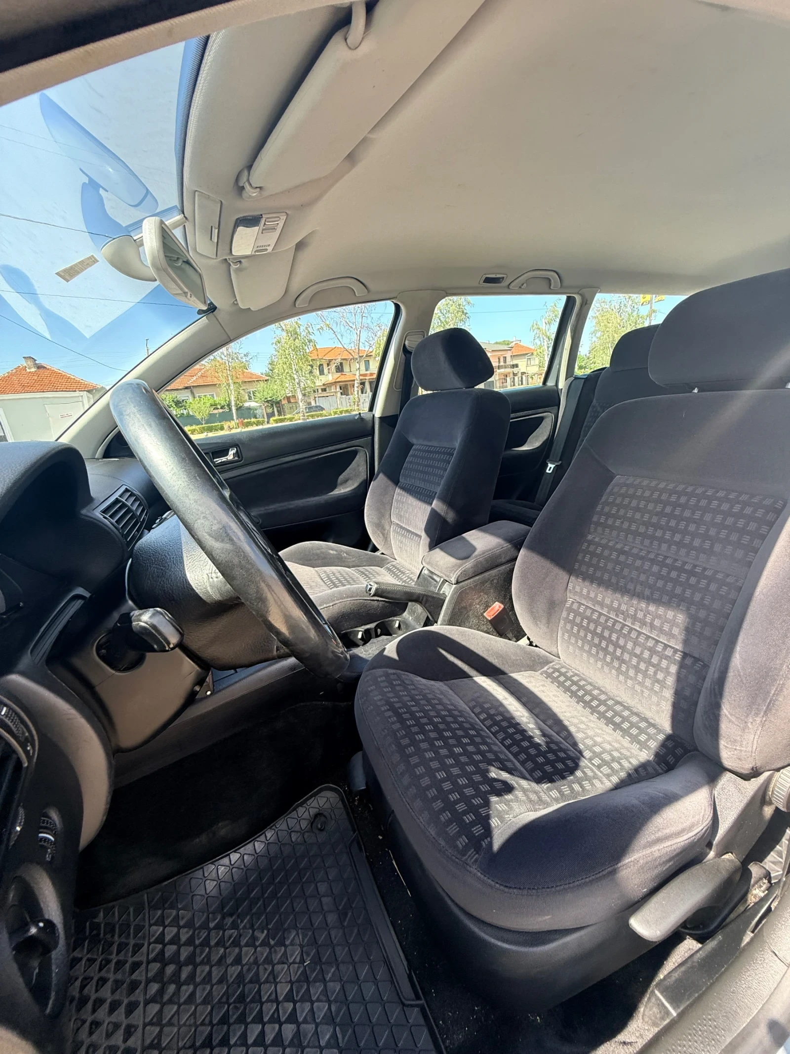 VW Passat 1.9 TDI 131к.с 4Motion, снимка 11 - Автомобили и джипове - 55448320