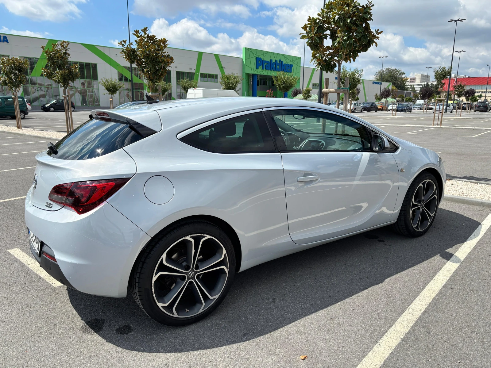 Opel Astra J GTC 1.6T OPC, снимка 6 - Автомобили и джипове - 55570724