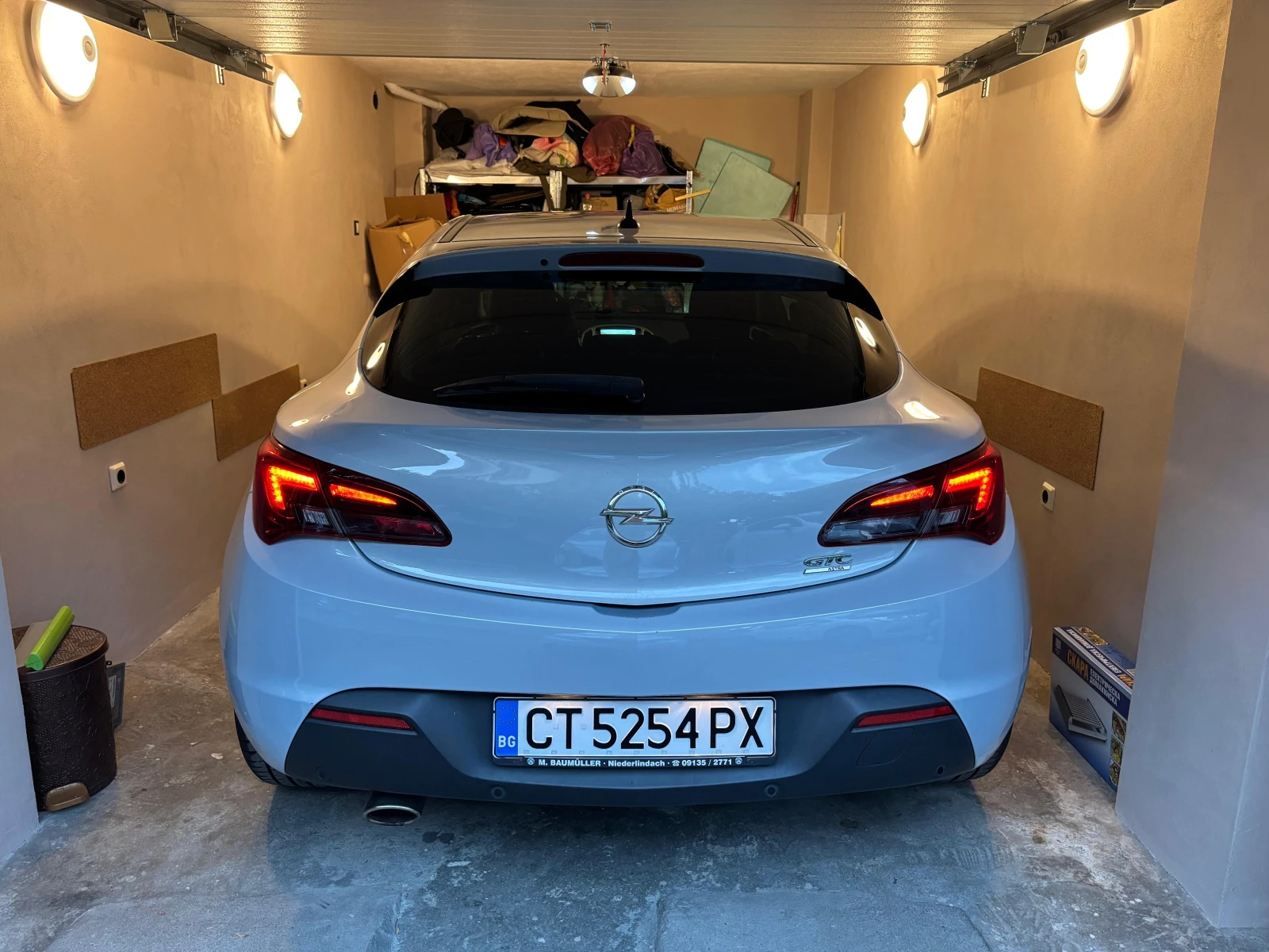 Opel Astra J GTC 1.6T OPC