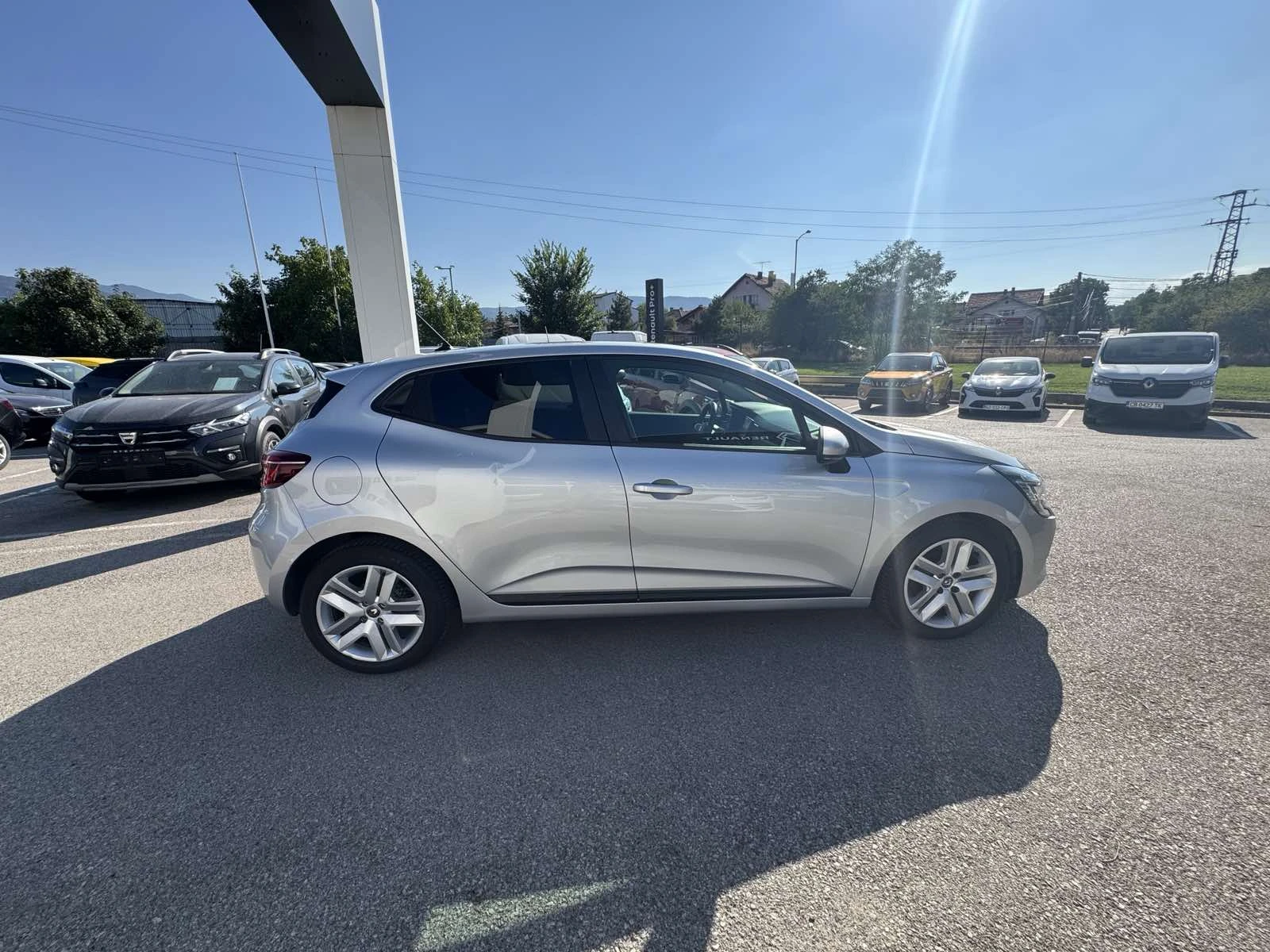 Renault Clio 1.0 Tce, снимка 7 - Автомобили и джипове - 55628848