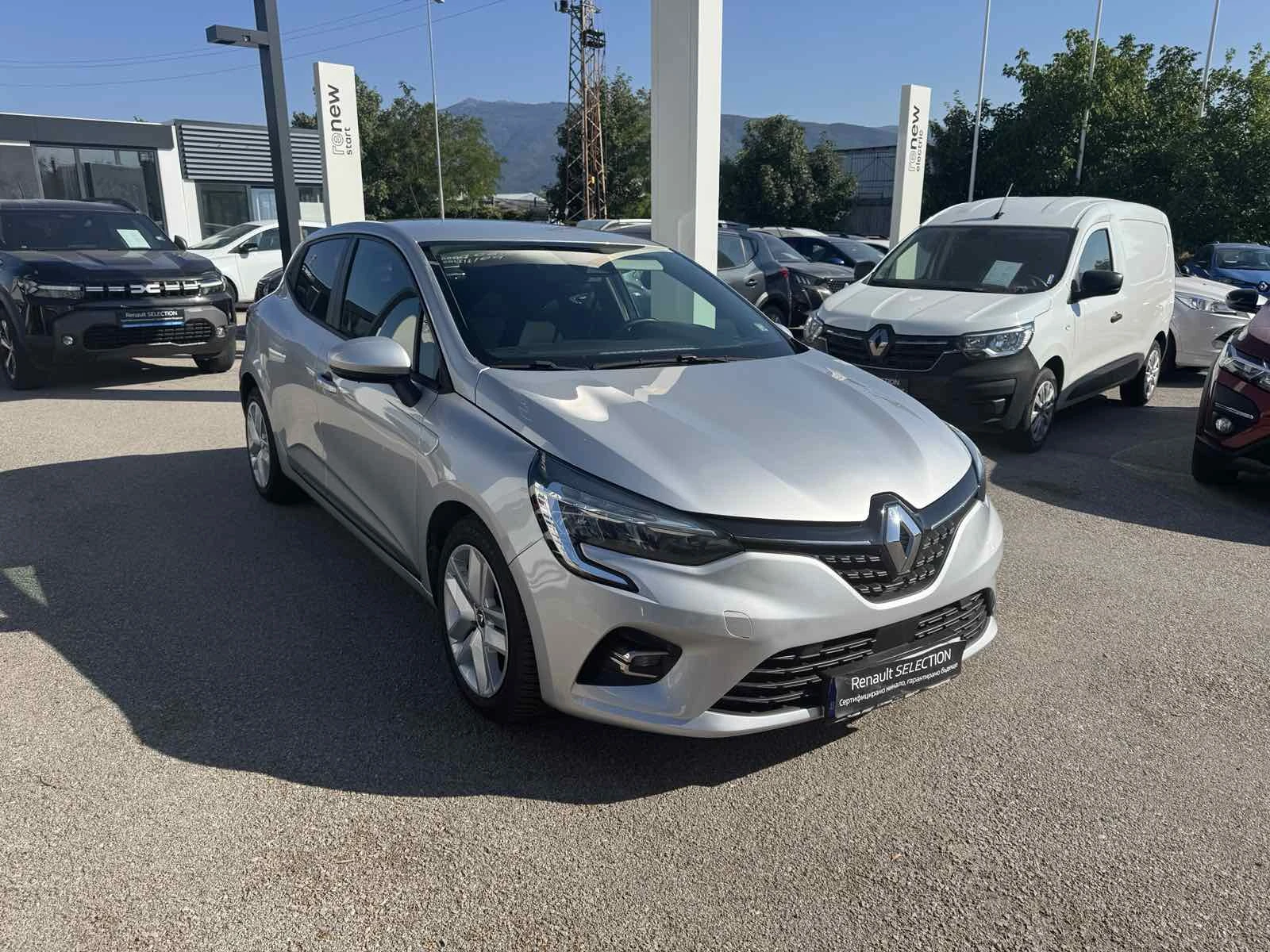 Renault Clio 1.0 Tce, снимка 8 - Автомобили и джипове - 55628848