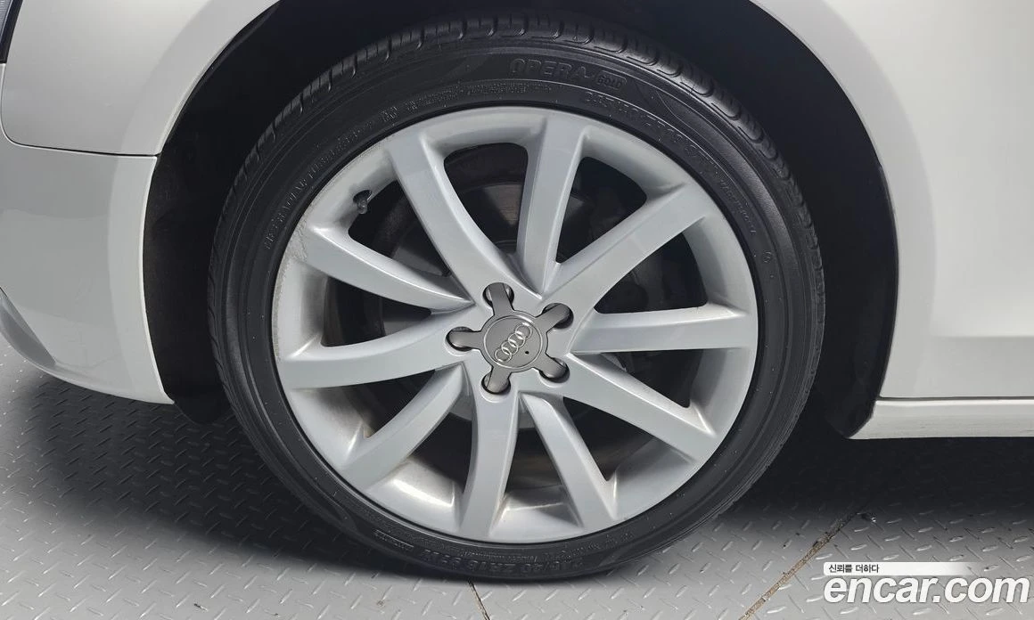 Audi A4 35 TDI Quattro B8, снимка 5 - Автомобили и джипове - 55676694