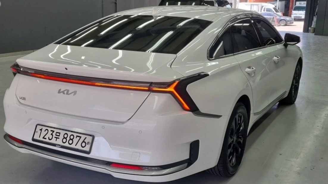 Kia K8 3.5 LPG 2WD, снимка 2 - Автомобили и джипове - 56099300