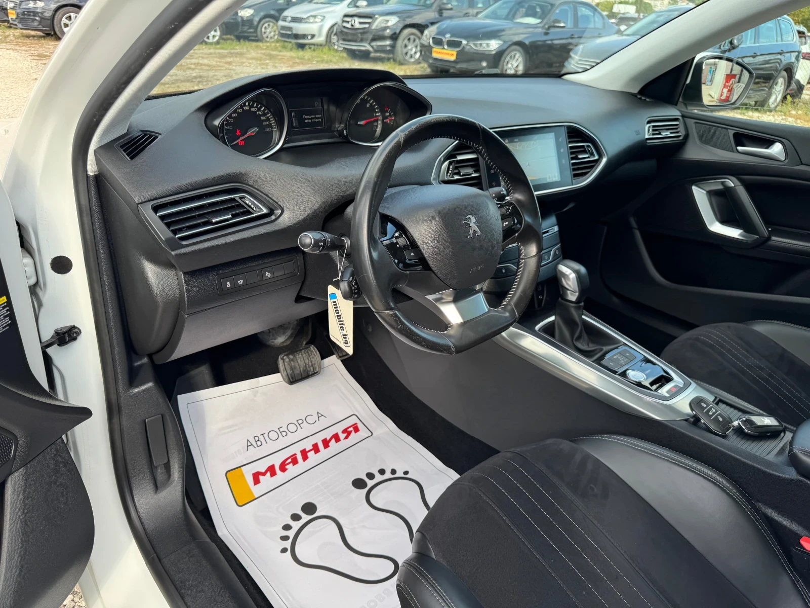 Peugeot 3008 2.0 d GT line  avtomatic, снимка 12 - Автомобили и джипове - 56107206