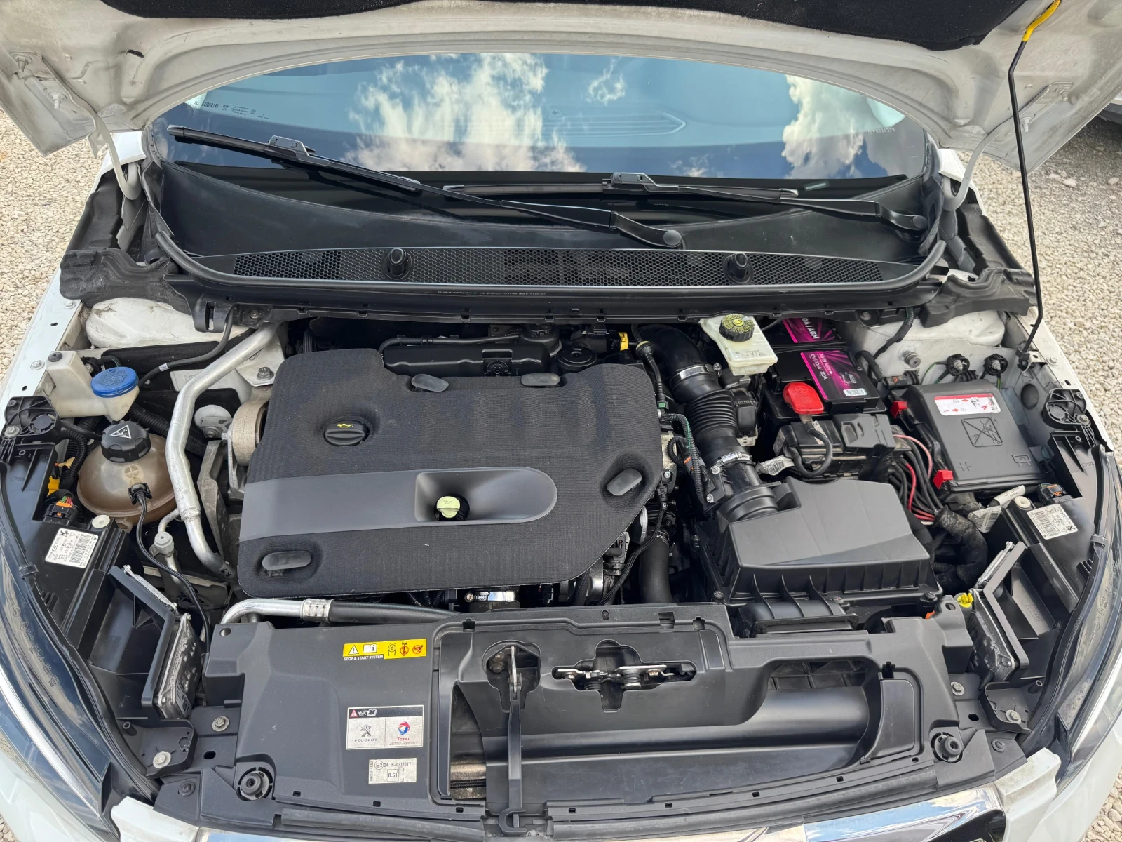 Peugeot 3008 2.0 d GT line  avtomatic, снимка 16 - Автомобили и джипове - 56107206