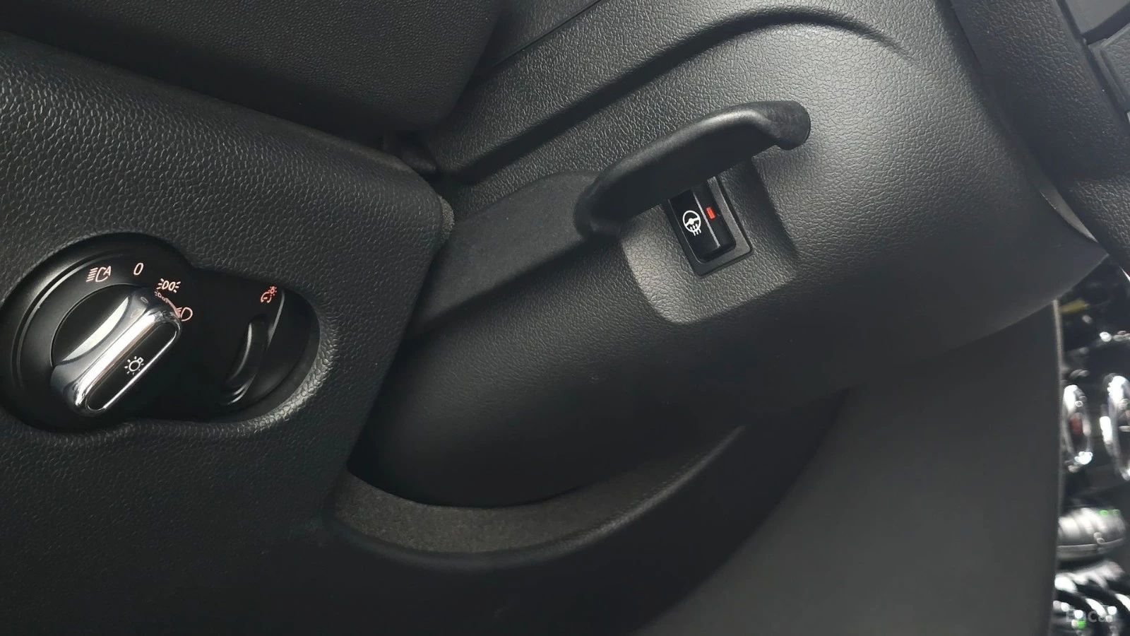 Mini Cooper ELECTRIC | ACC | ПОДГРЕВИ, снимка 14 - Автомобили и джипове - 56112130
