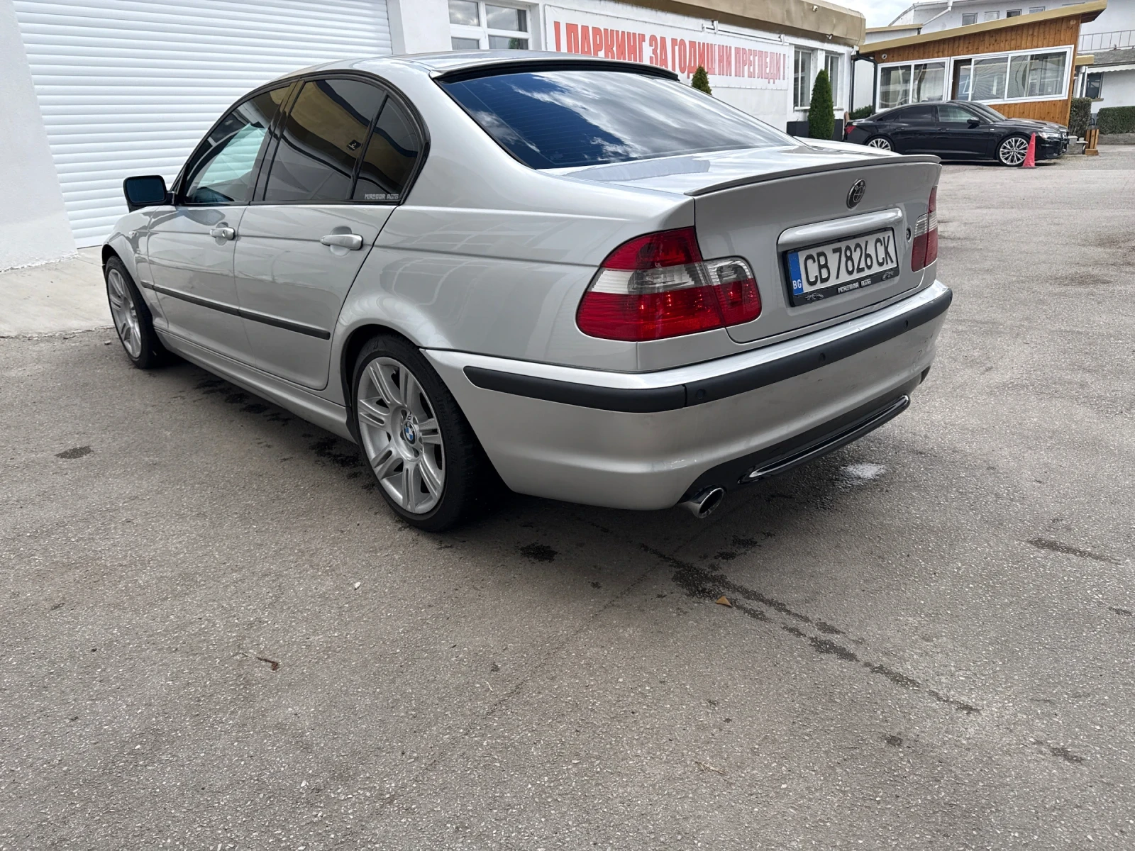 BMW 320, снимка 4 - Автомобили и джипове - 56181204