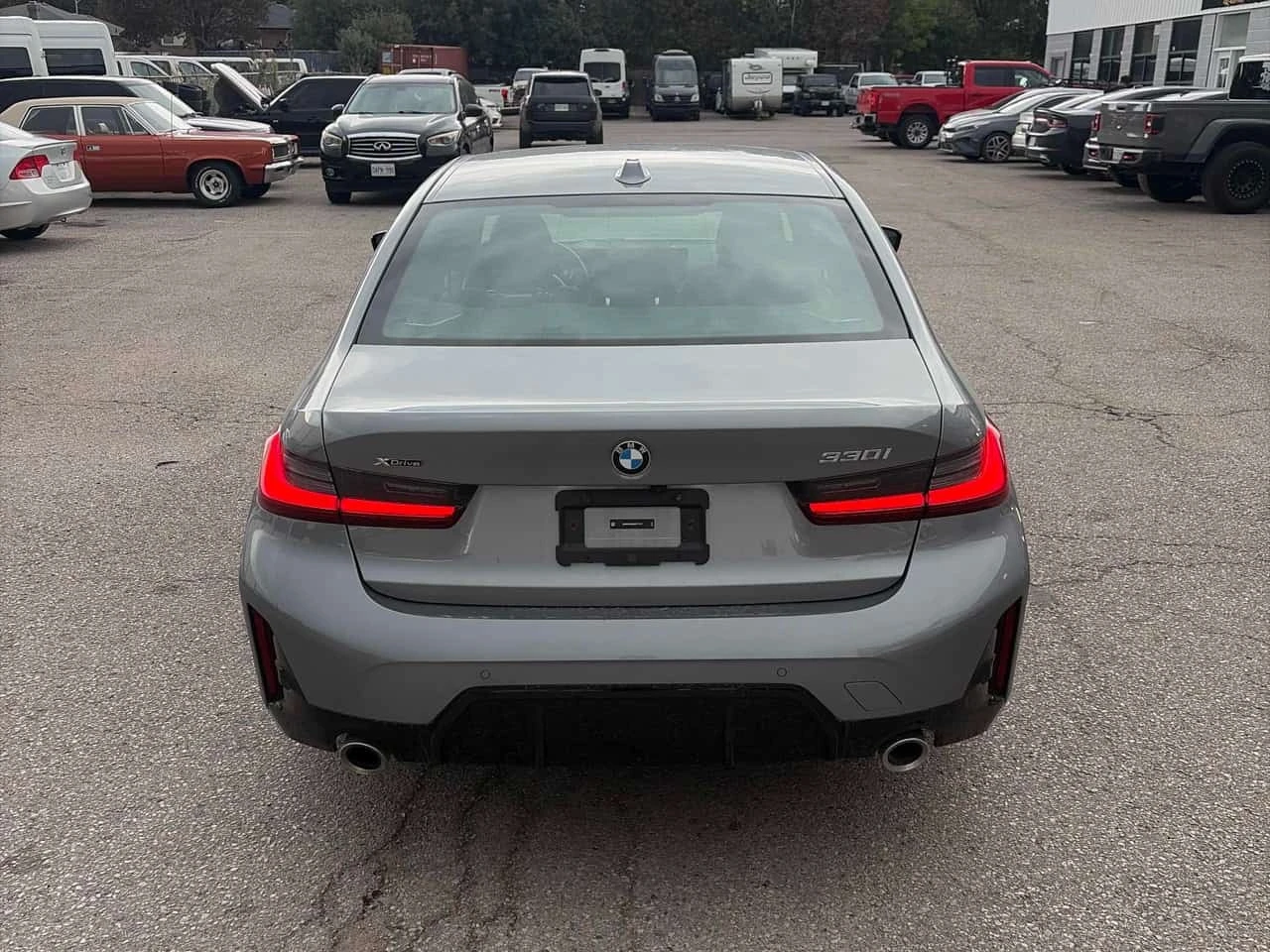 BMW 330 * 330i xDrive * CARFAX *  | Mobile.bg � ����������� 4