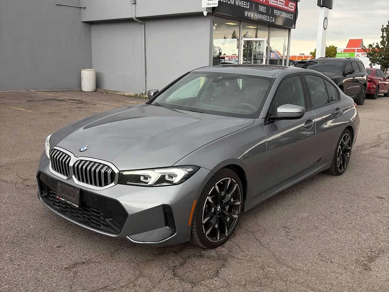 BMW 330 * 330i xDrive * CARFAX *  | Mobile.bg � ����������� 1
