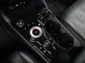 Kia Sportage Signature Gravity 4WD| 226к.с.| ВКЛ.ТЕХНОТЕСТ, снимка 9