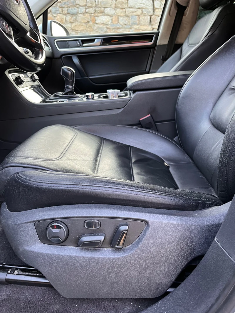 VW Touareg На пружини 8zf, снимка 13 - Автомобили и джипове - 52149139