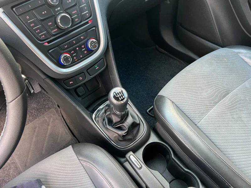 Opel Mokka 1.7CDTI-130к.с./Start-stop/EURO5B/Кожа/ Автопилот, снимка 14 - Автомобили и джипове - 51474857