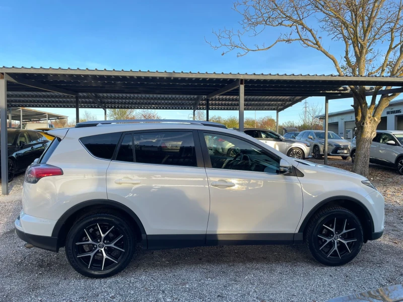 Toyota Rav4 2.0/Auto/Navi/Camera/EU , снимка 4 - Автомобили и джипове - 52150391