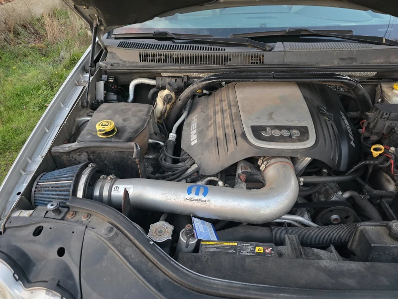 Jeep Grand cherokee 5.7HEMI OVERLAND, снимка 17 - Автомобили и джипове - 52830212