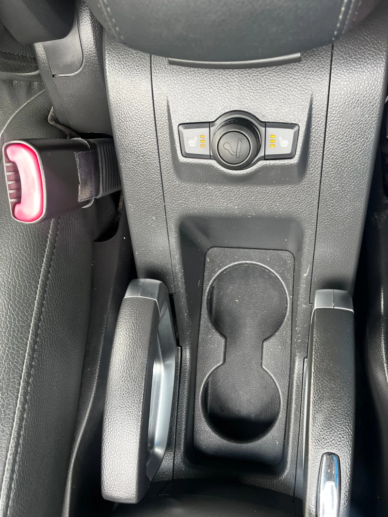 Opel Antara 2.0D, 150ck, 4x4, ЛИЗИНГ, снимка 11 - Автомобили и джипове - 53211293