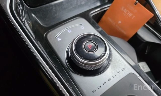 Kia Sorento HEV 1.6 2WD Prestige | ОБДУХВАНЕ | ЗАДНА КАМЕРА | , снимка 8 - Автомобили и джипове - 54011410