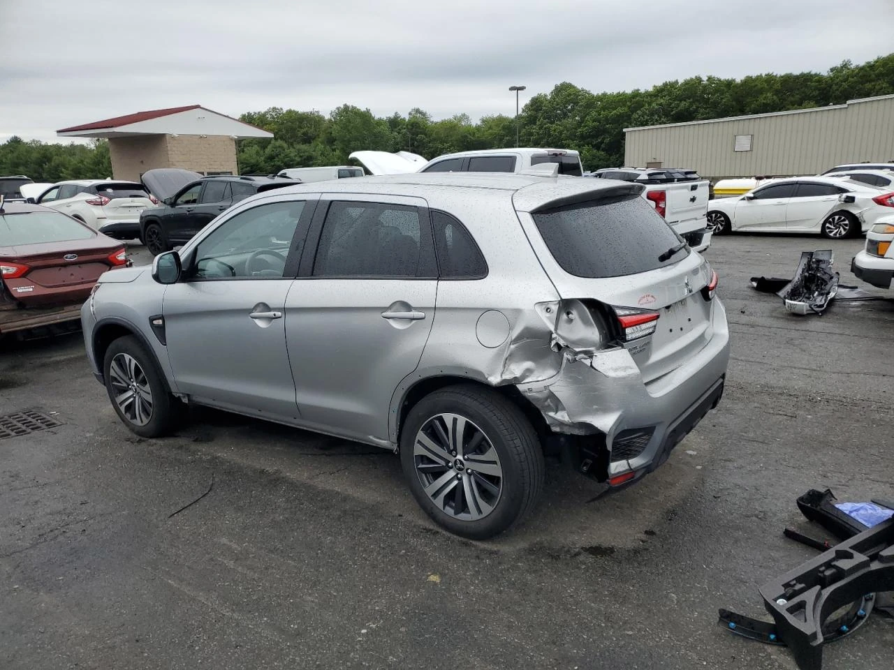 Mitsubishi Outlander SPORT ES - изображение 2