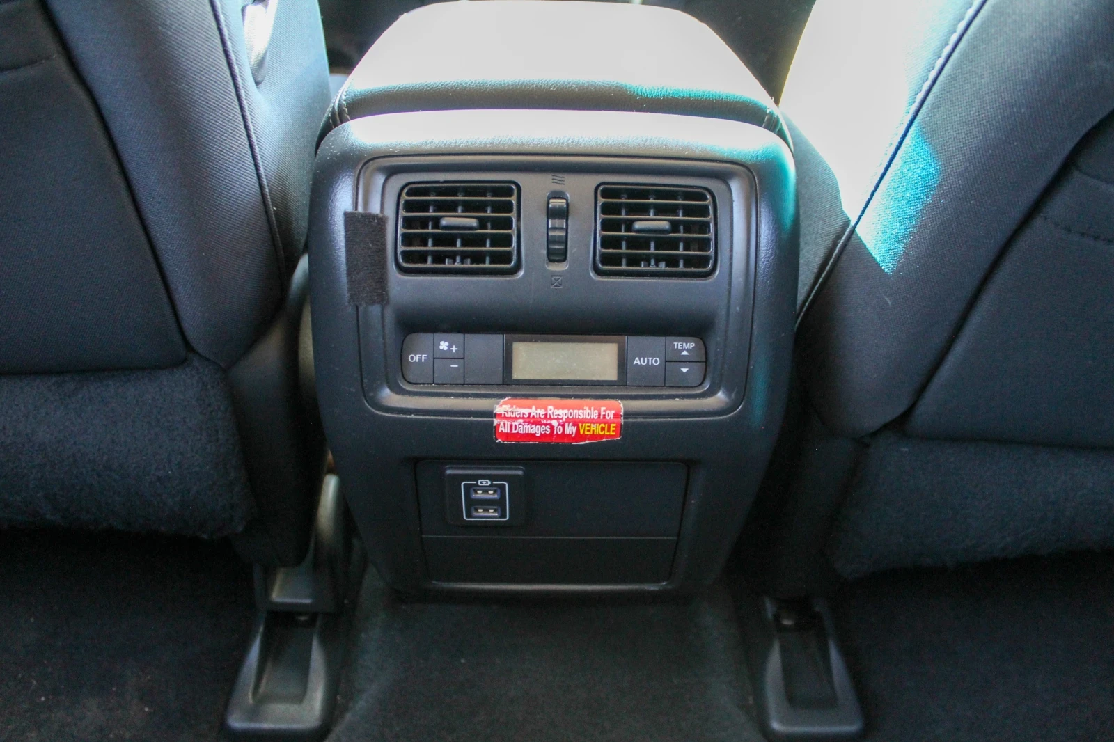 Nissan Pathfinder SV - изображение 4