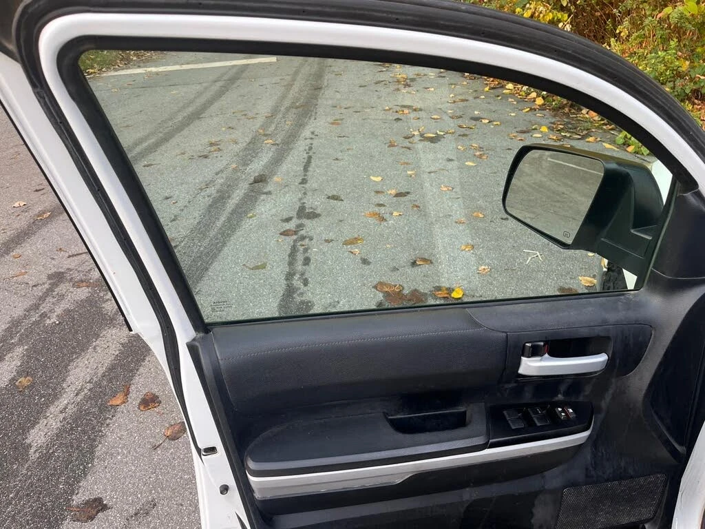 Toyota Tundra SR5 DOUBLE CAB* 4X4* 5.7 V8*  - изображение 8