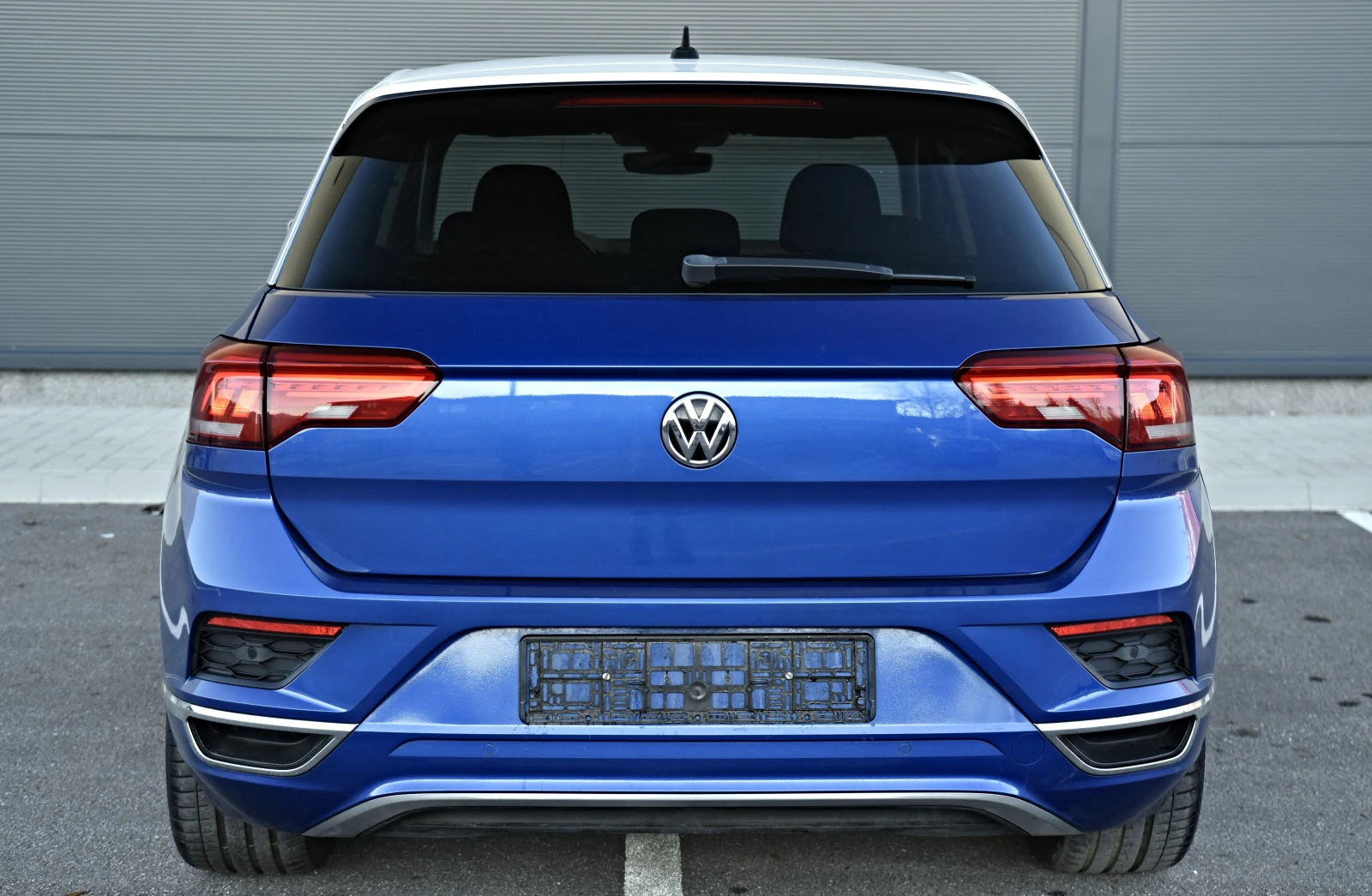 VW T-Roc 2.0TDI/Sport Line/4motion/Distronic/Beast/ - изображение 5