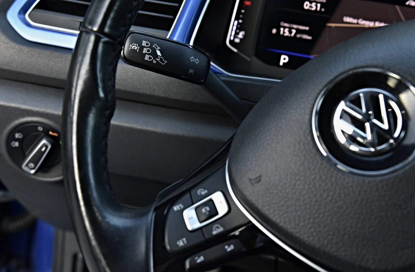 VW T-Roc 2.0TDI/Sport Line/4motion/Distronic/Beast/ - изображение 9