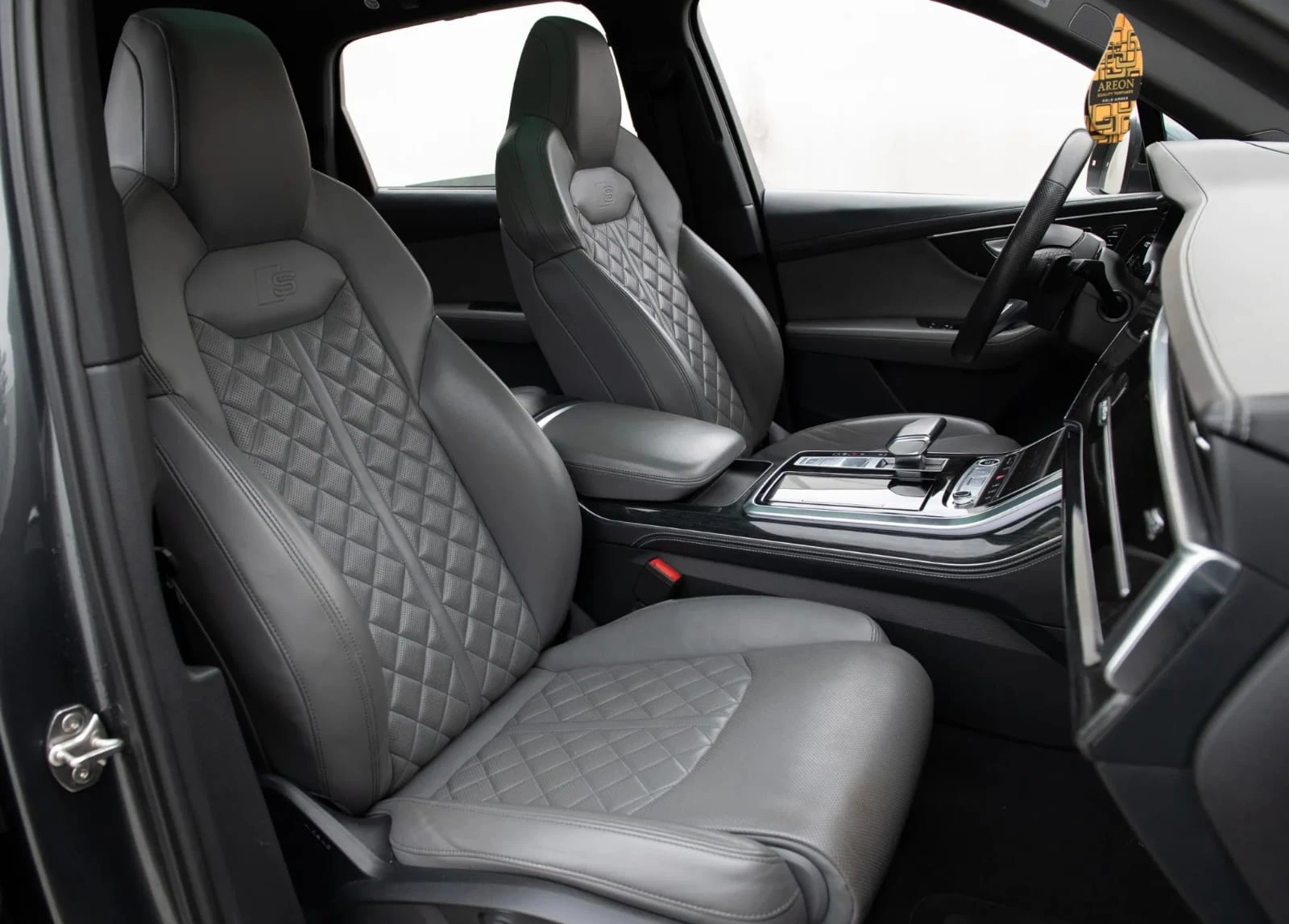 Audi Q7 123000км!!!Sline!!!!, снимка 14 - Автомобили и джипове - 53815470