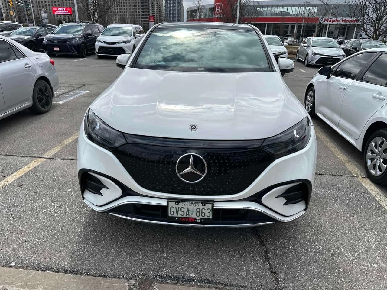 Mercedes-Benz EQE * 350 * ПРЕДСТАВИТЕЛСТВО * ПОДГРЕВИ * 360 * PANO, снимка 6 - Автомобили и джипове - 54021116