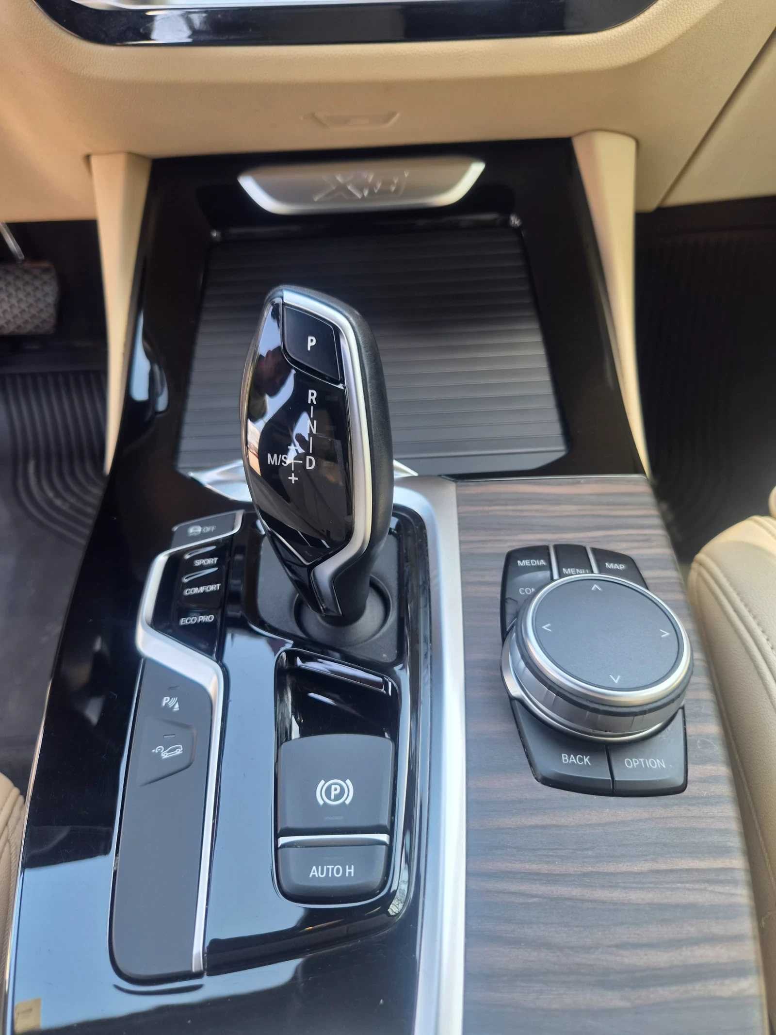 BMW X3 3.0 Бензин 78000км, снимка 16 - Автомобили и джипове - 54227243