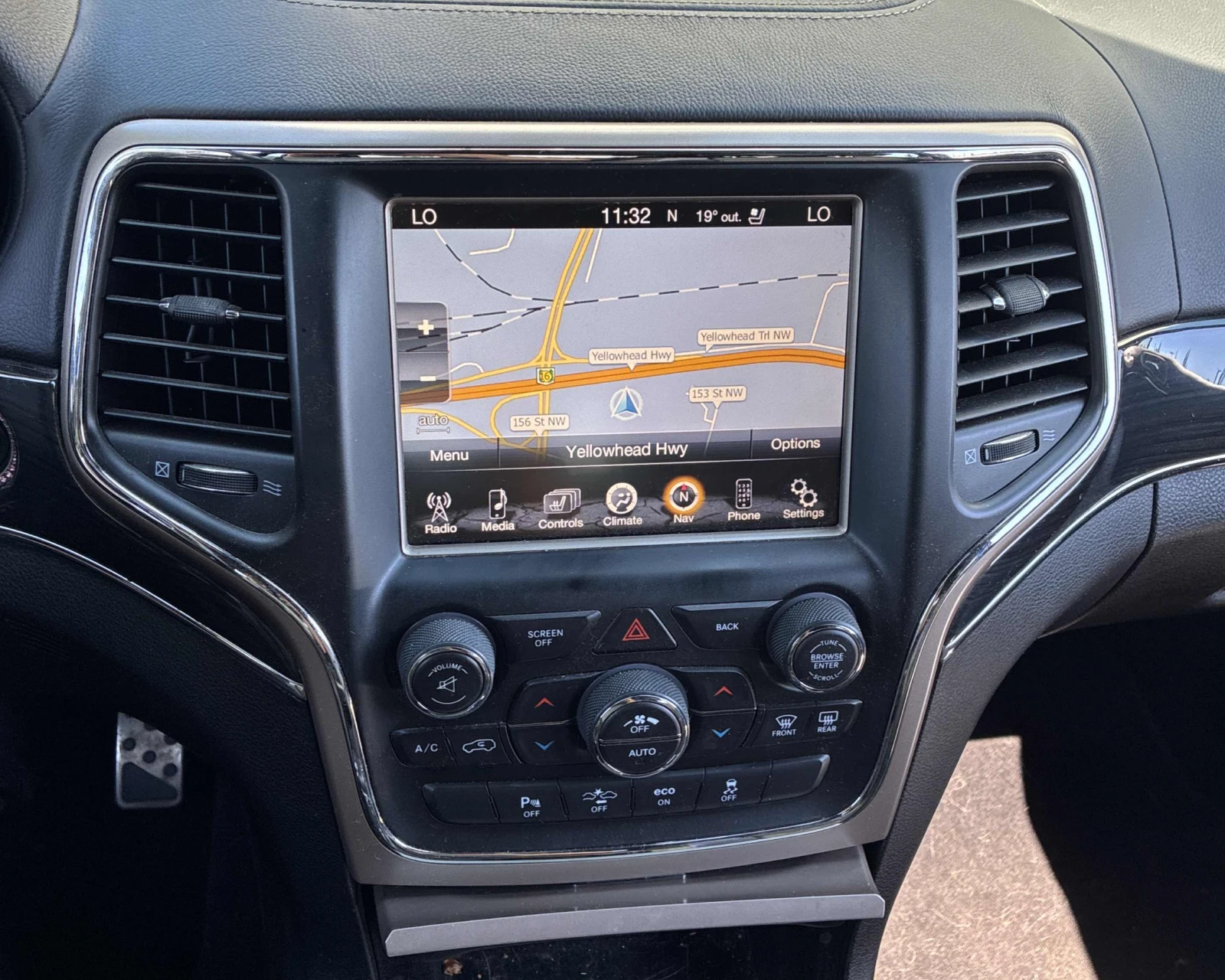 Jeep Grand cherokee Overland, снимка 9 - Автомобили и джипове - 55189161